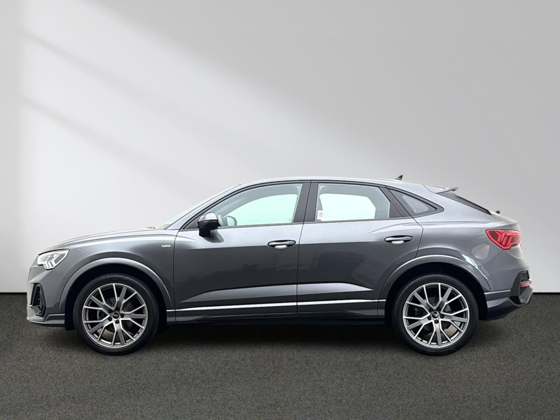 Audi Q3 Sportback S line