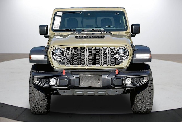 2025 Jeep Gladiator