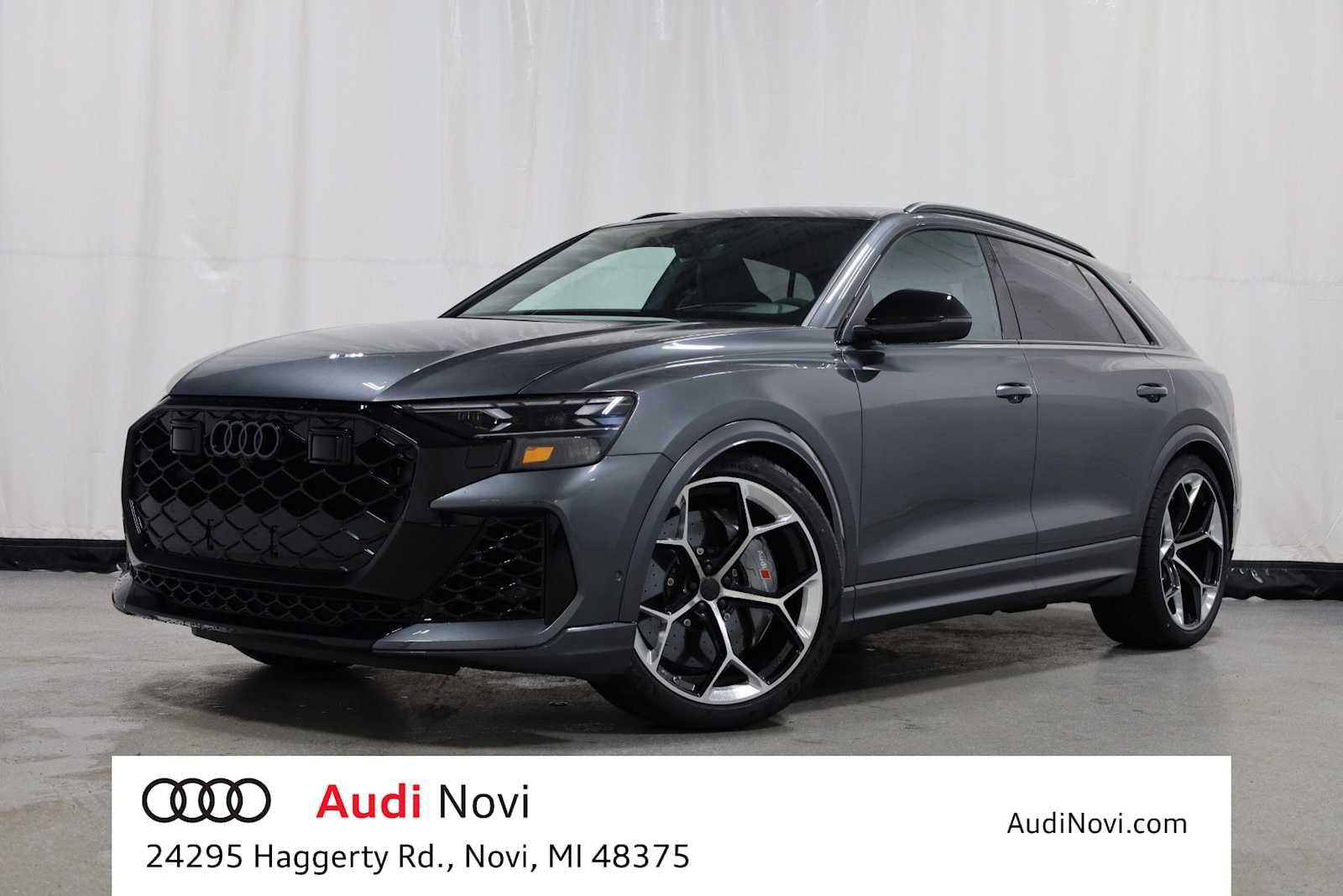 2026 Audi RS Q8 -'s photo