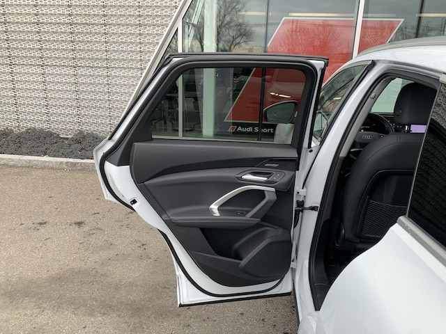 2025 Audi New Q5 Premium Plus - Photo 16