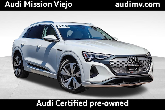 Photo of 2024 Audi Q8 e-tron 