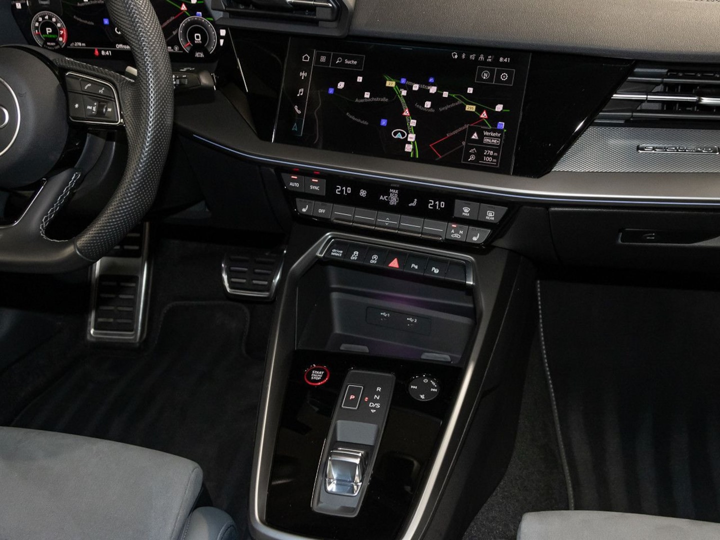 Bild über Audi S3 Limousine TFSI quattro S tronic - für weitere Informationen kontaktieren Sie den Audi Partner