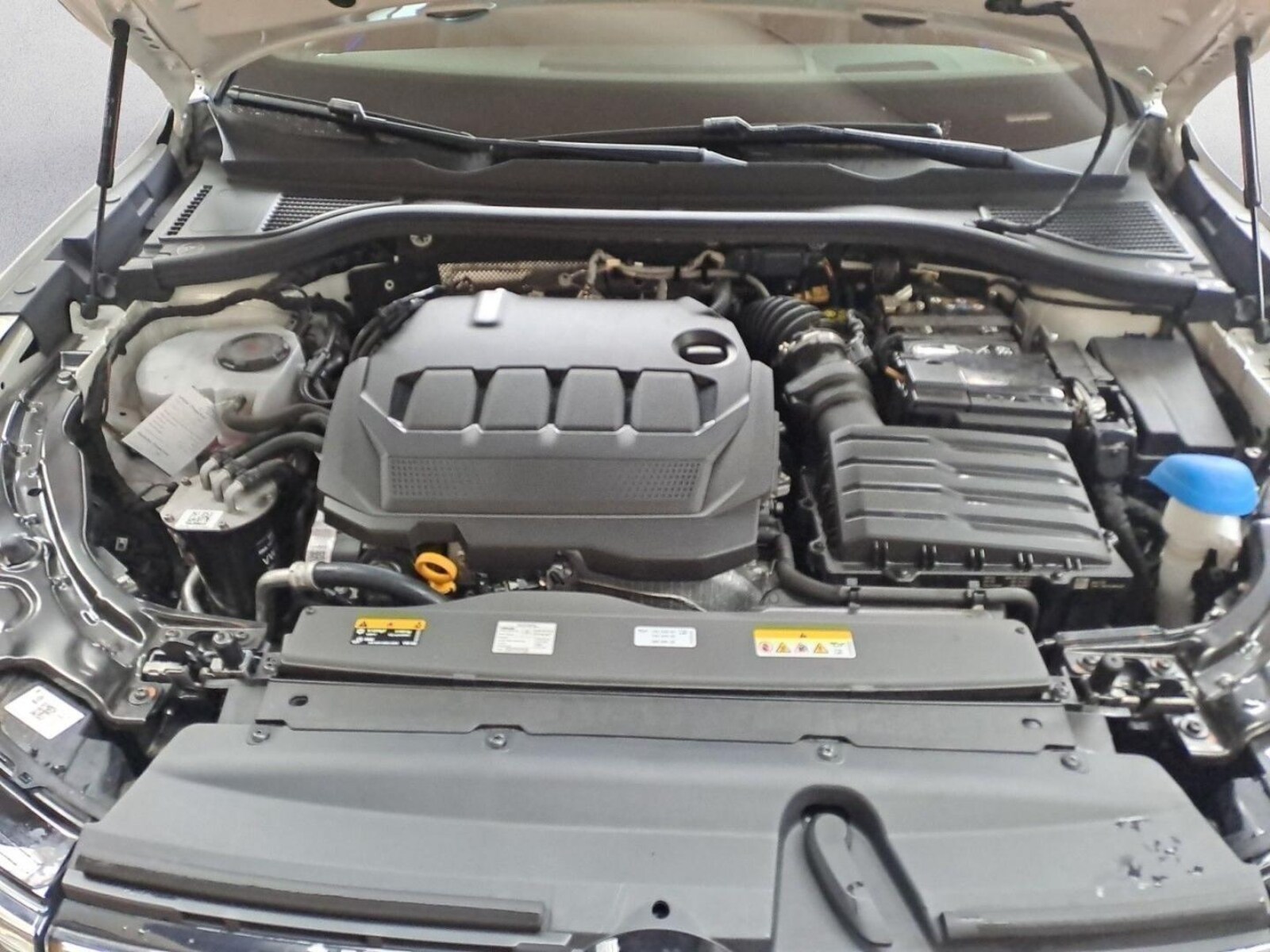 Volkswagen Passat – Bild 16
