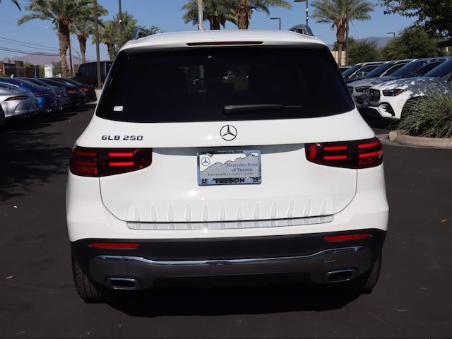 2026 Mercedes-Benz GLB 250