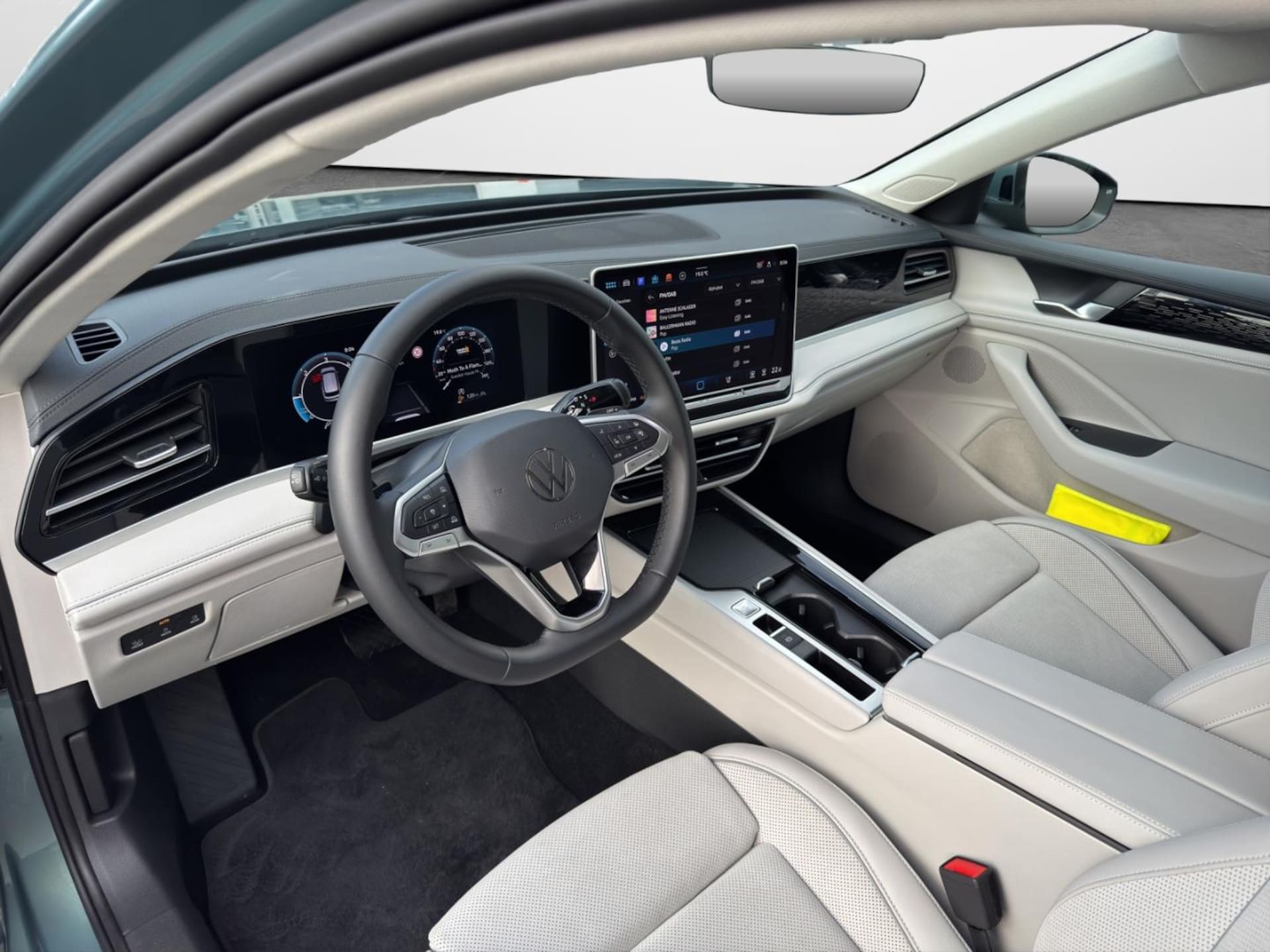 Volkswagen Passat Elegance