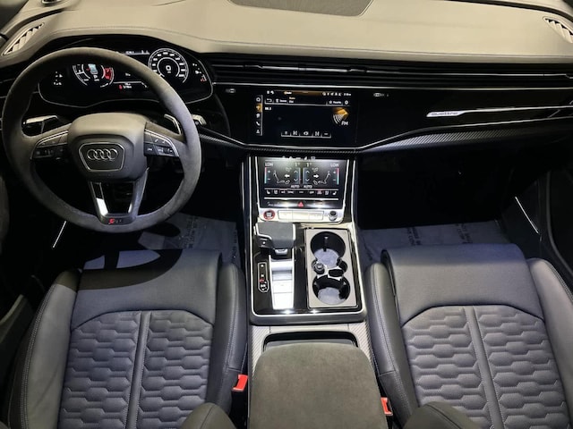 2026 Audi RS Q8 SUV performance