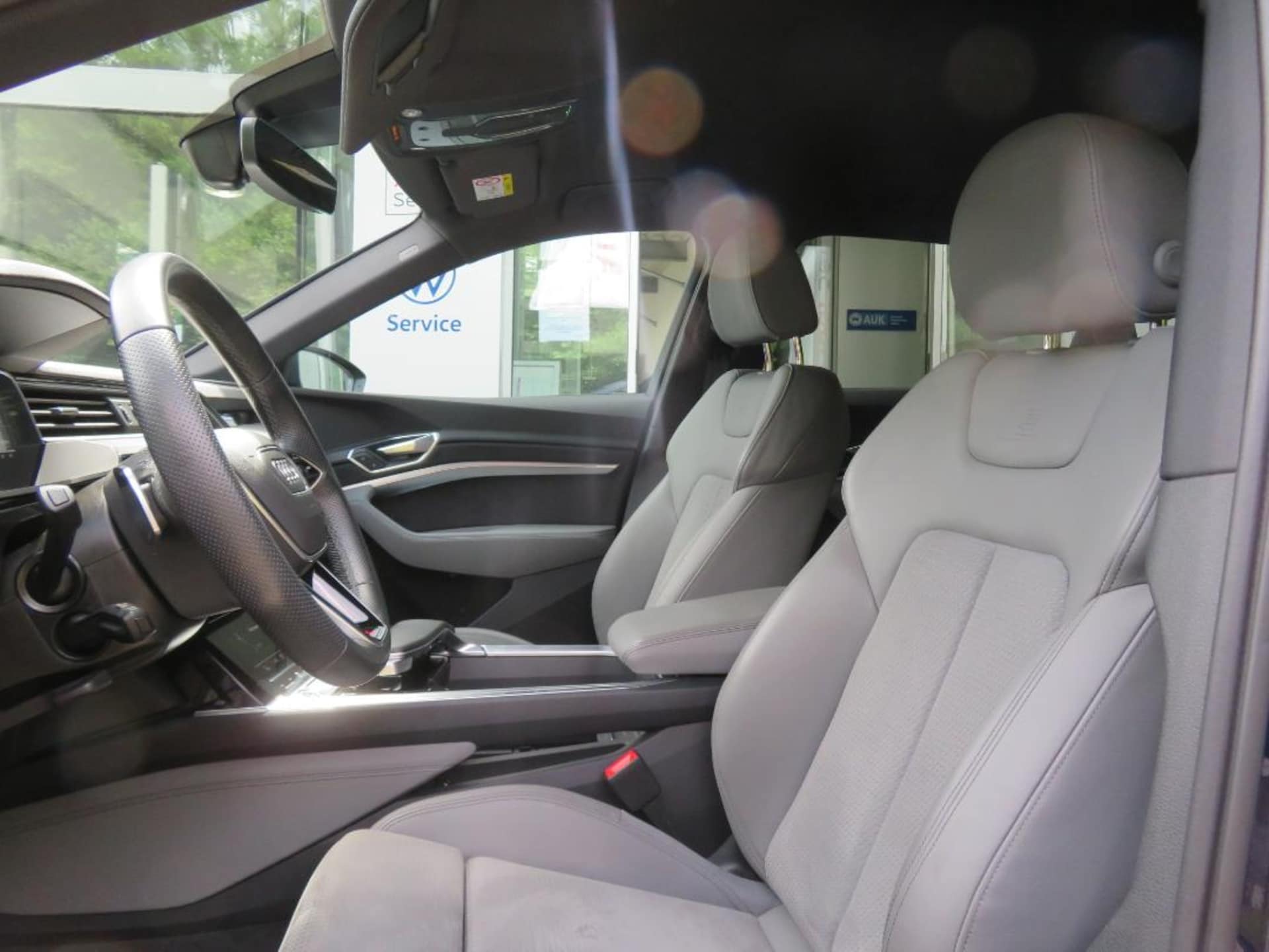 Audi e-tron S line