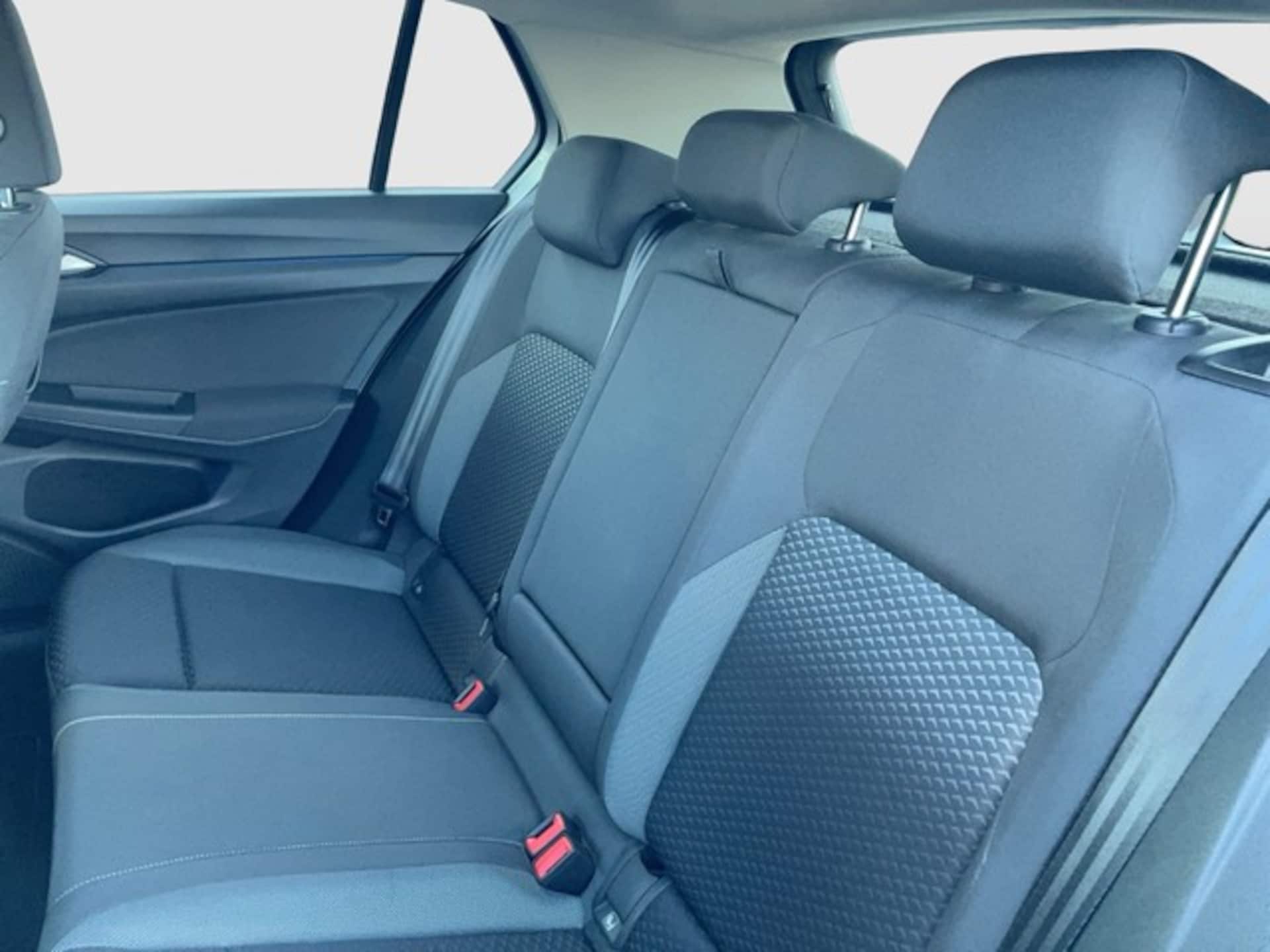 Volkswagen Golf Active