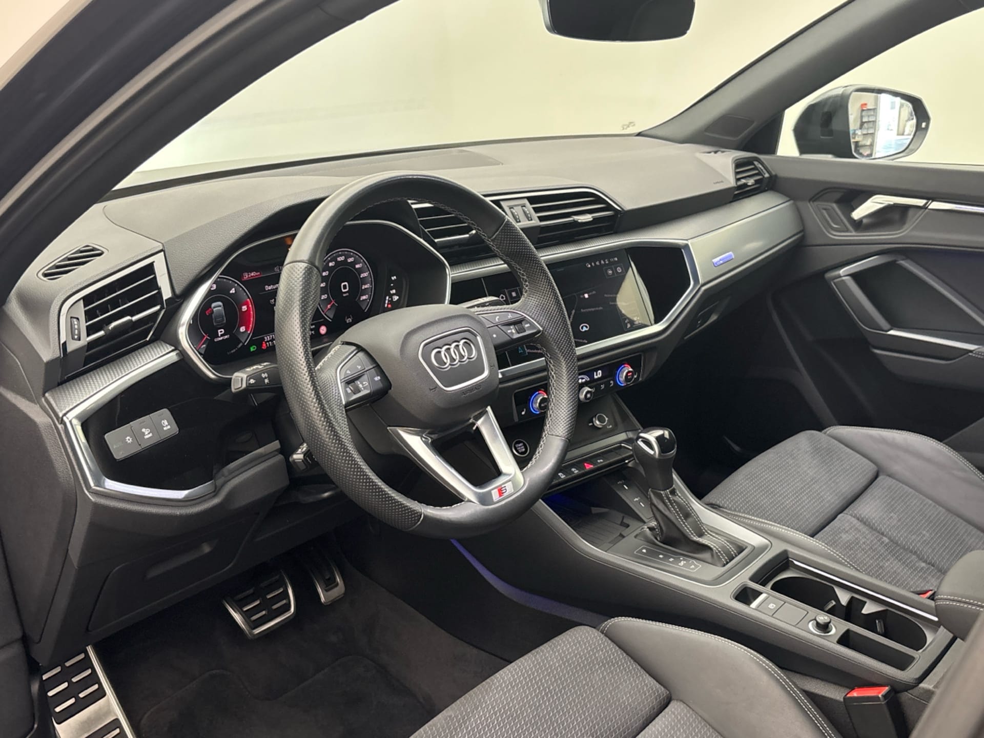 Audi Q3 Sportback S line