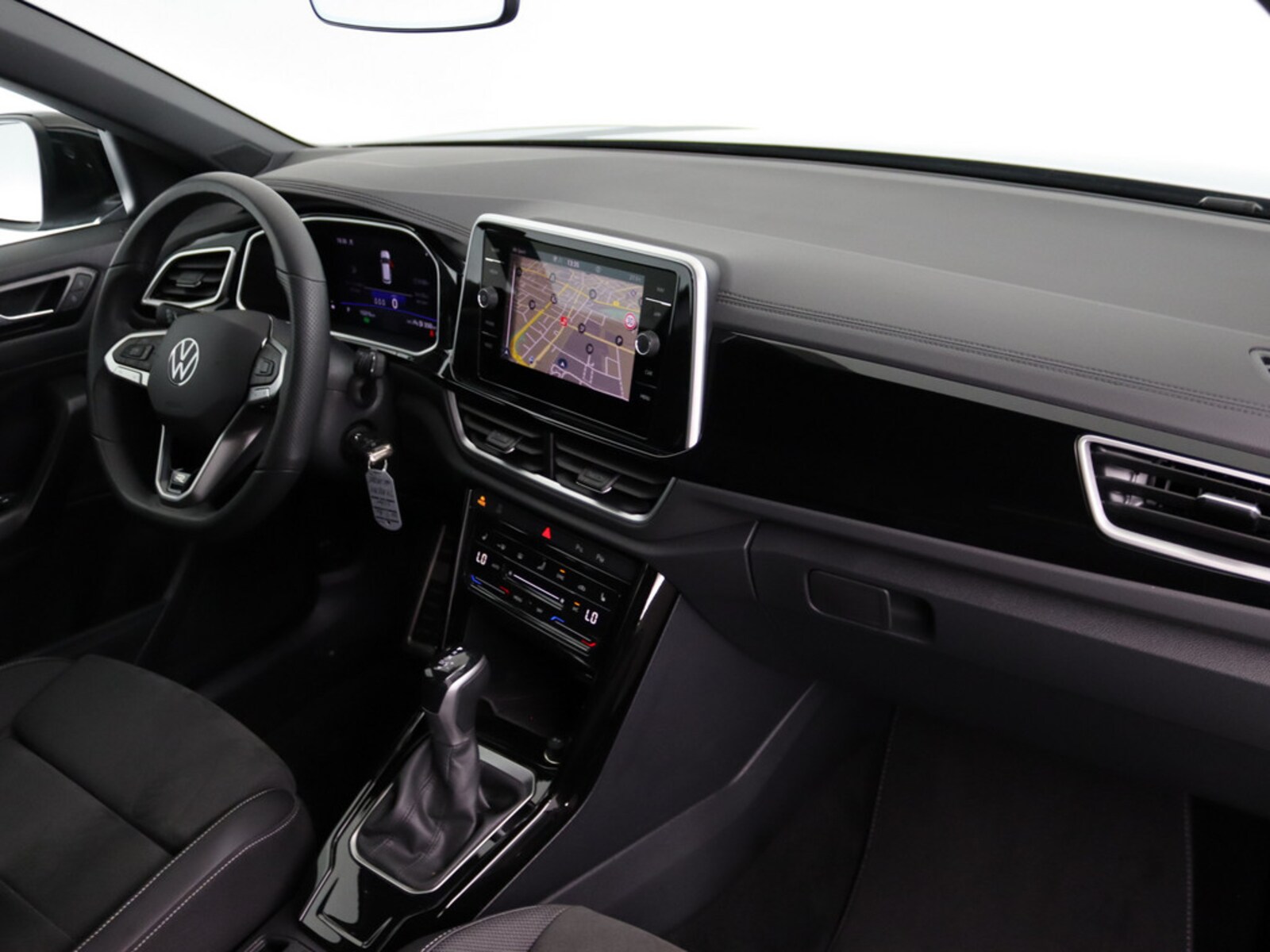 Volkswagen T-Roc – Bild 8