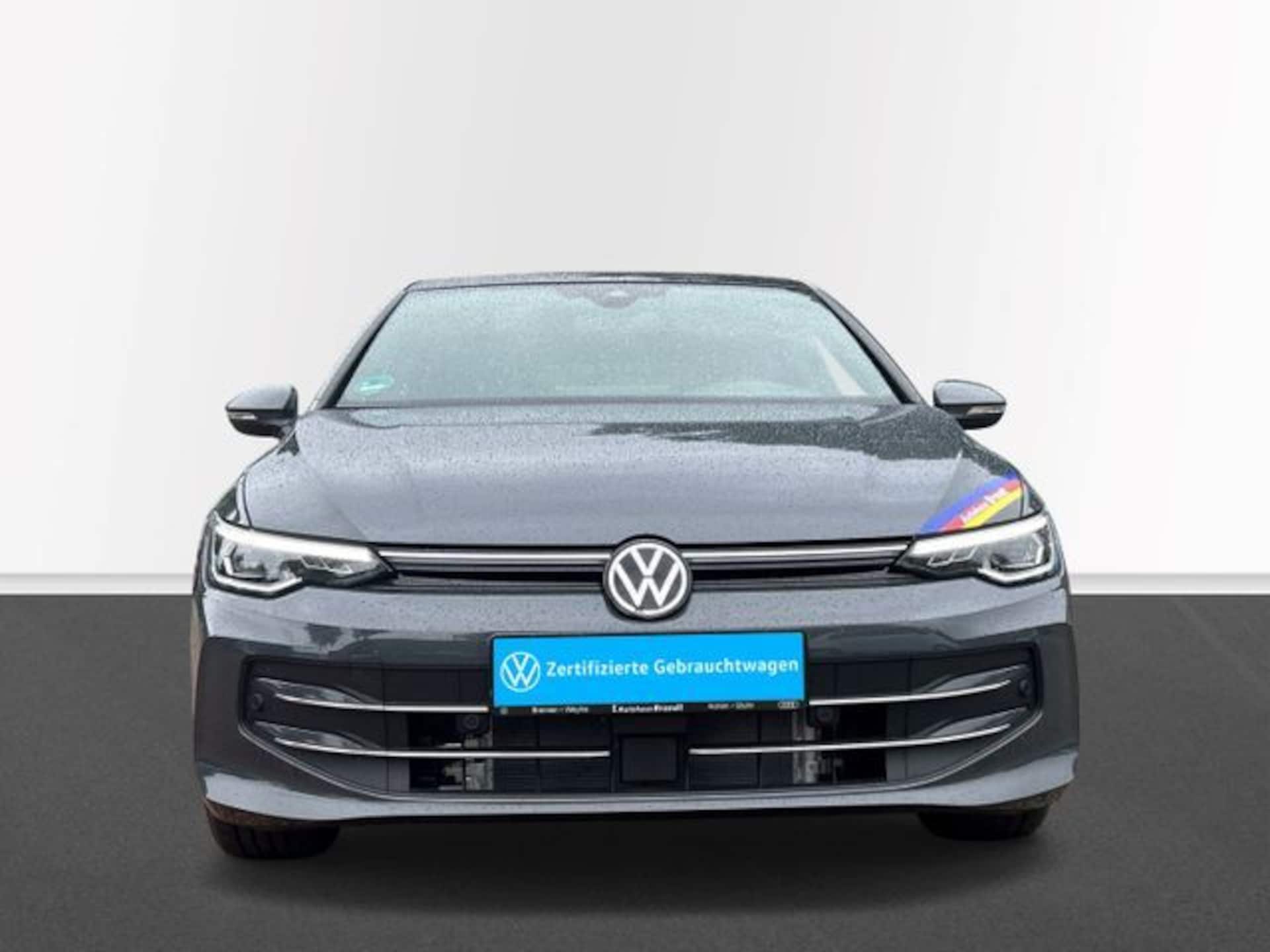 Volkswagen Golf Style