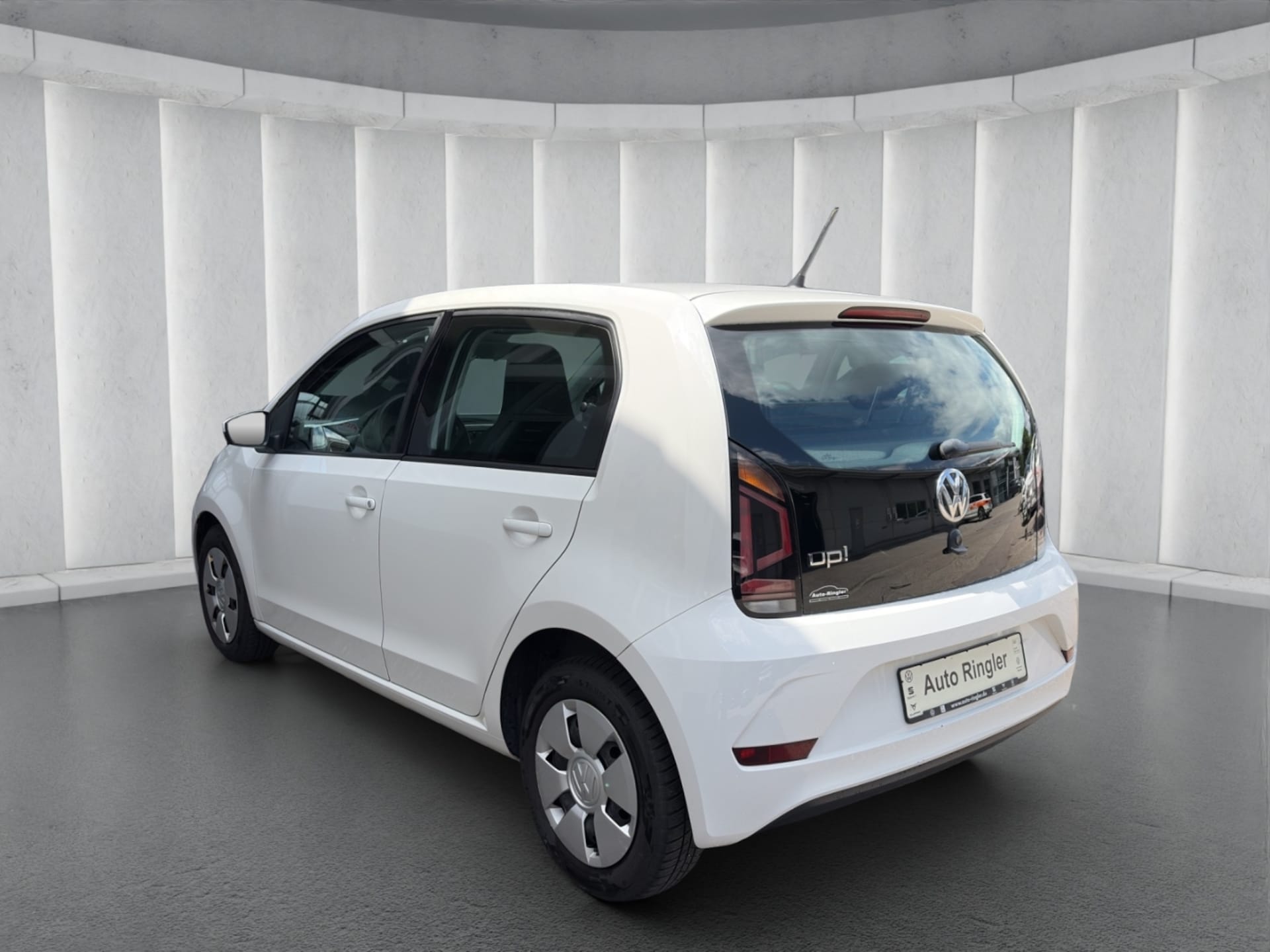 Volkswagen up! move up!