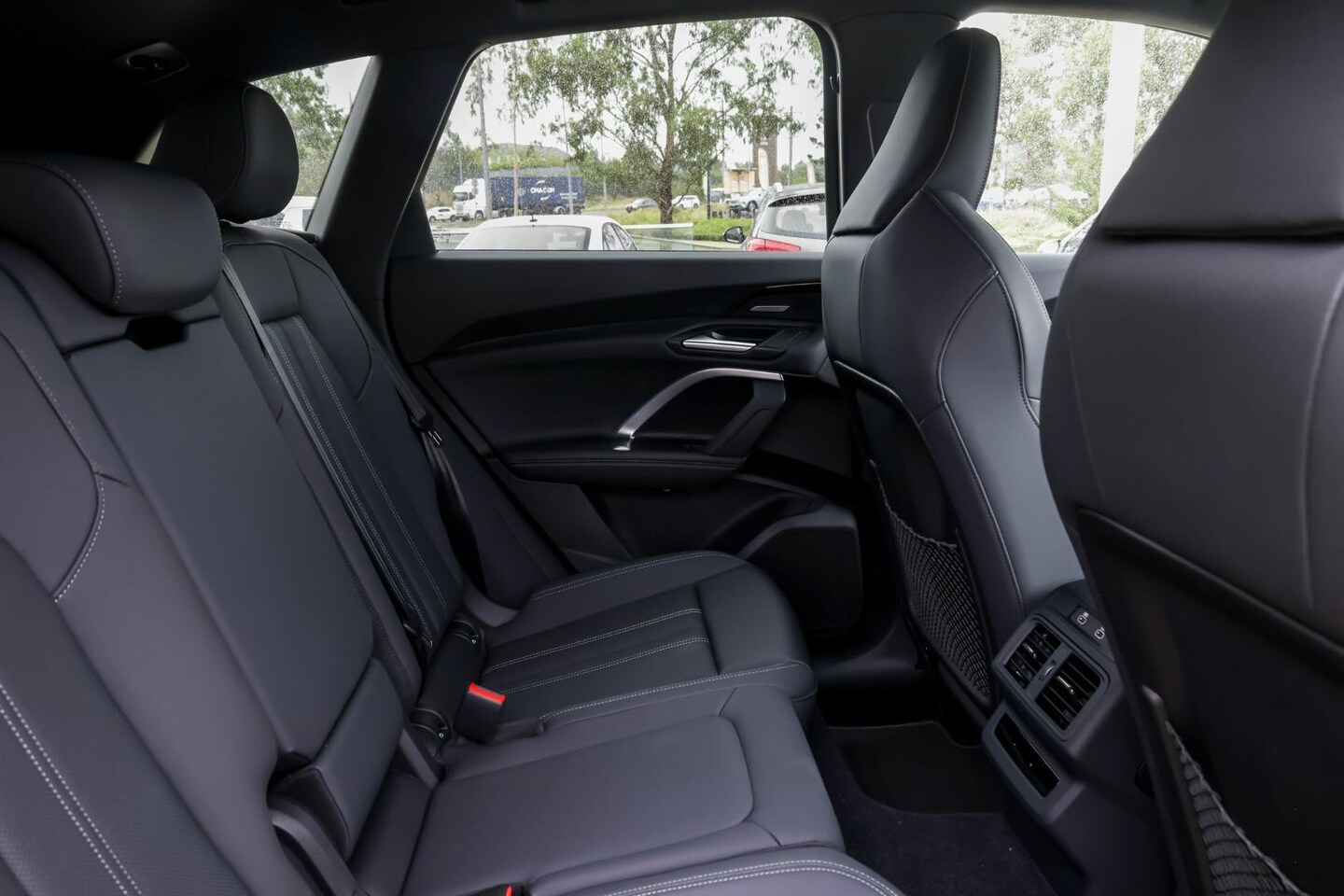 Image about Audi Q5 SUV TDI quattro 150 kW sport