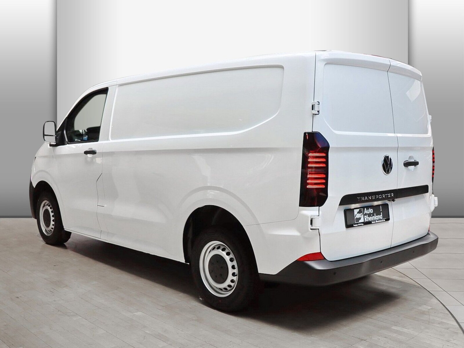 Volkswagen Transporter Kasten kurzer Radstand – Bild 4