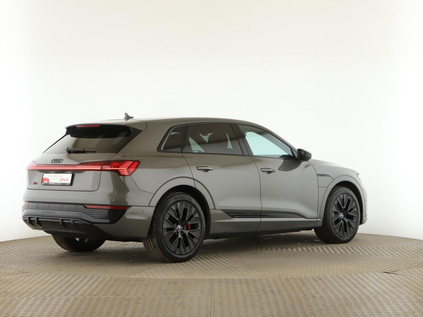Audi Q8 e-tron – Bild 7