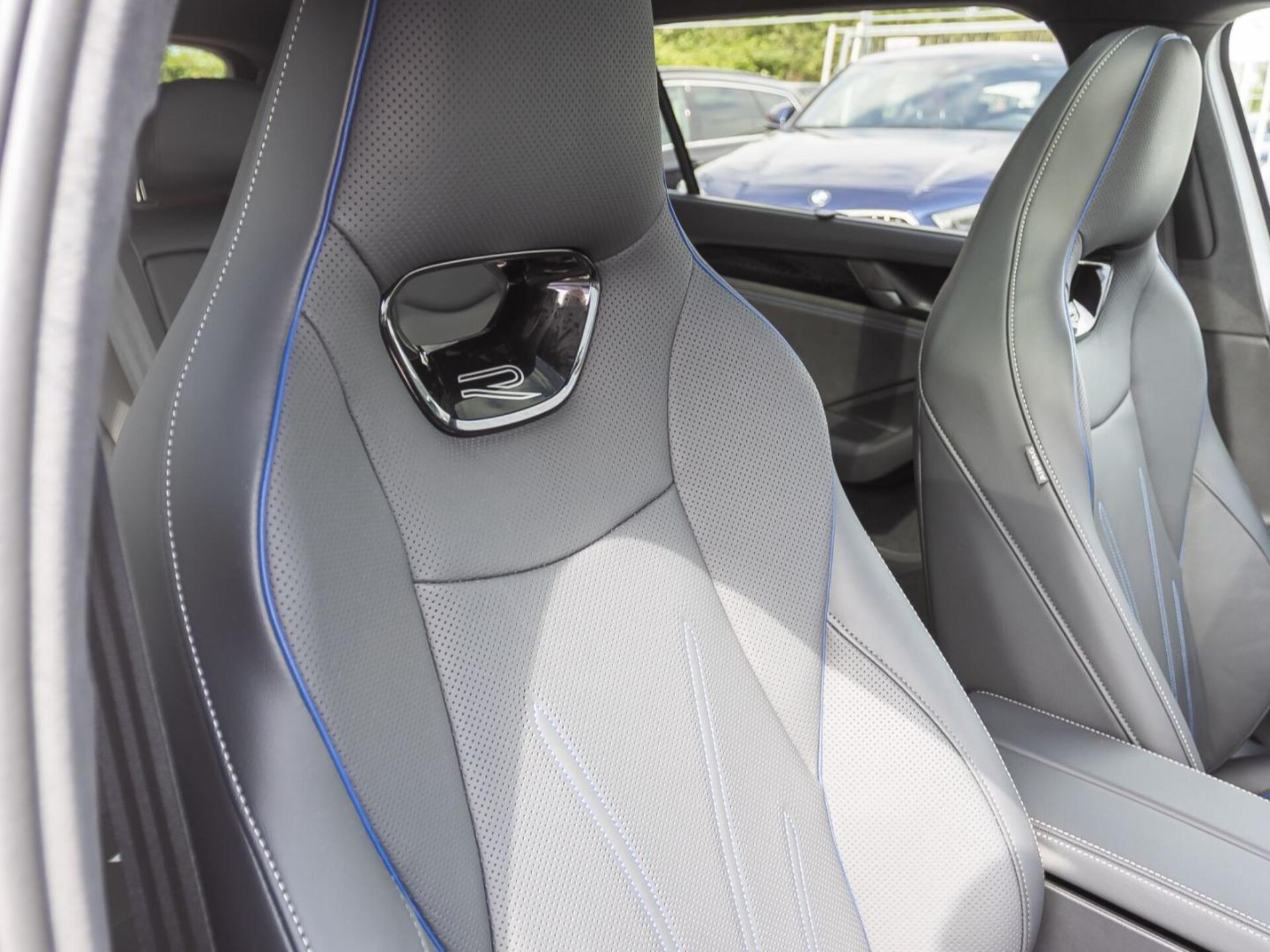 Volkswagen Passat R-Line