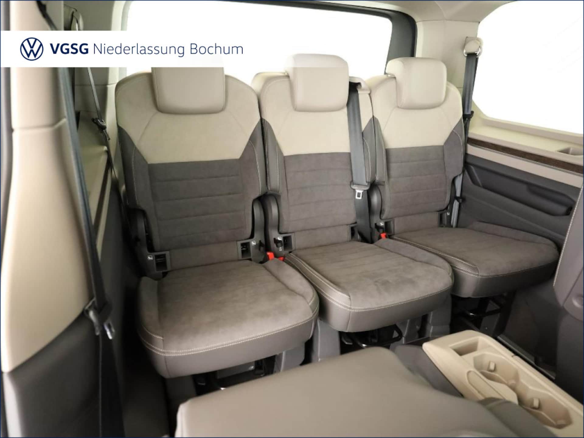 Volkswagen Multivan Style