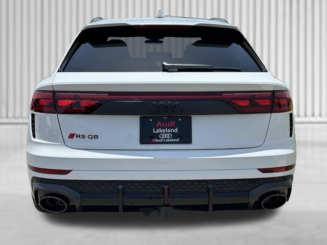 2026 Audi RS Q8 SUV performance