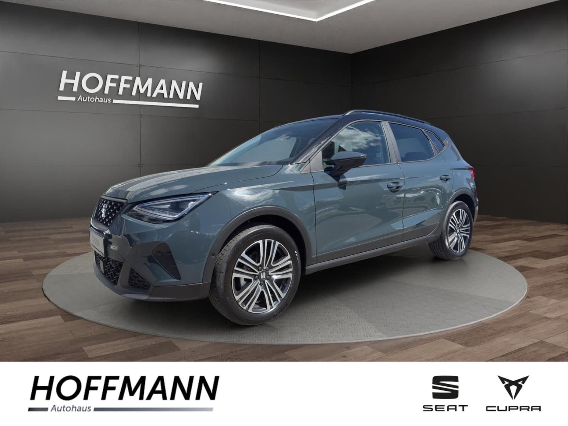 Seat Arona 2025 — Arona 1.0 TSI DSG Style LED+Kamera+ACC