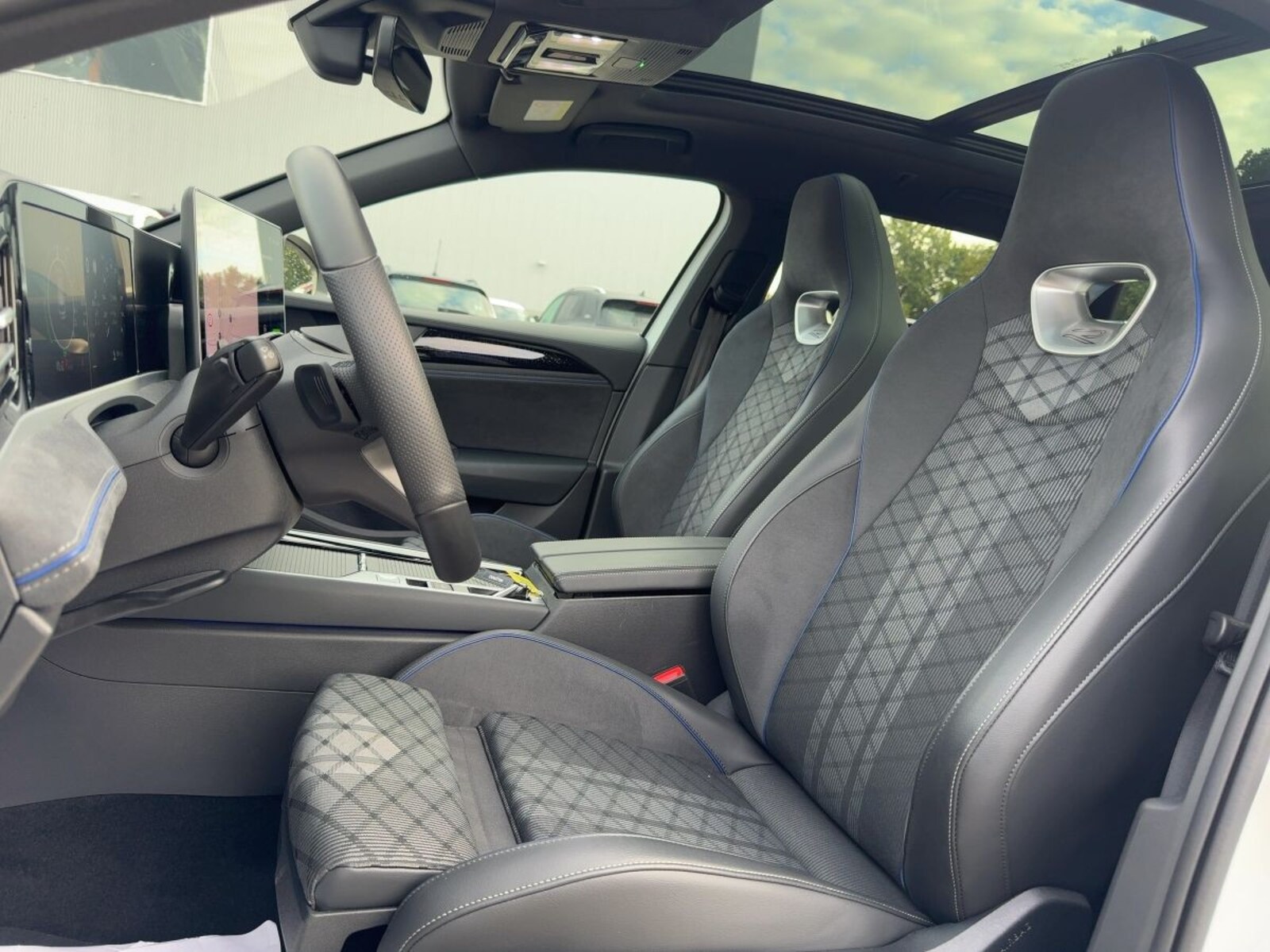 Volkswagen Passat – Bild 15