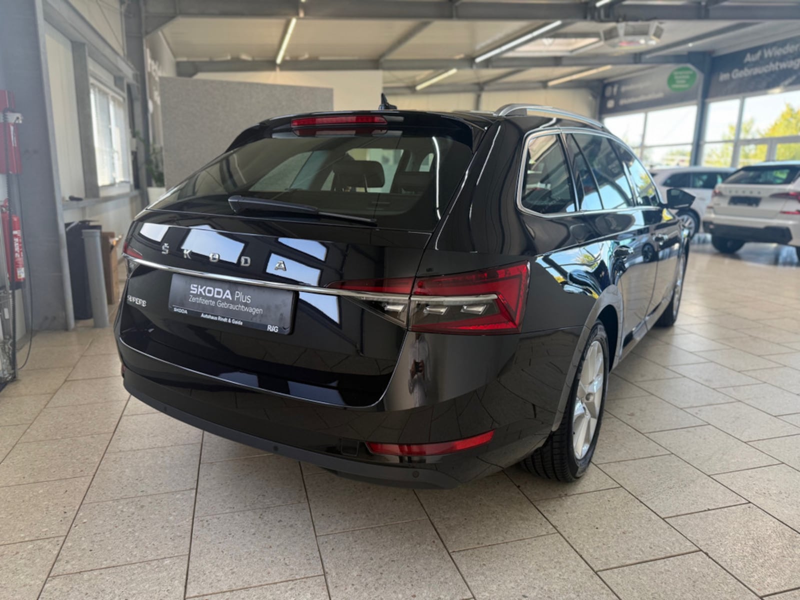 Škoda Superb Combi – Bild 6