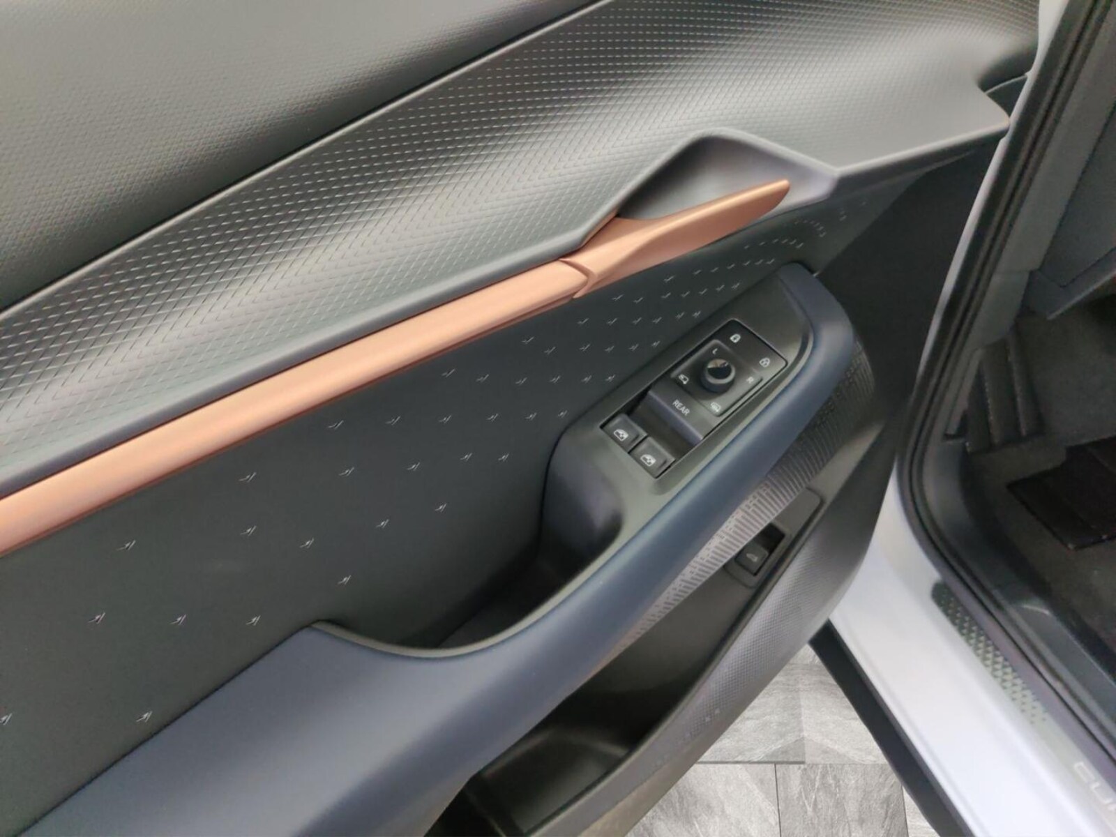 CUPRA Tavascan – Bild 10