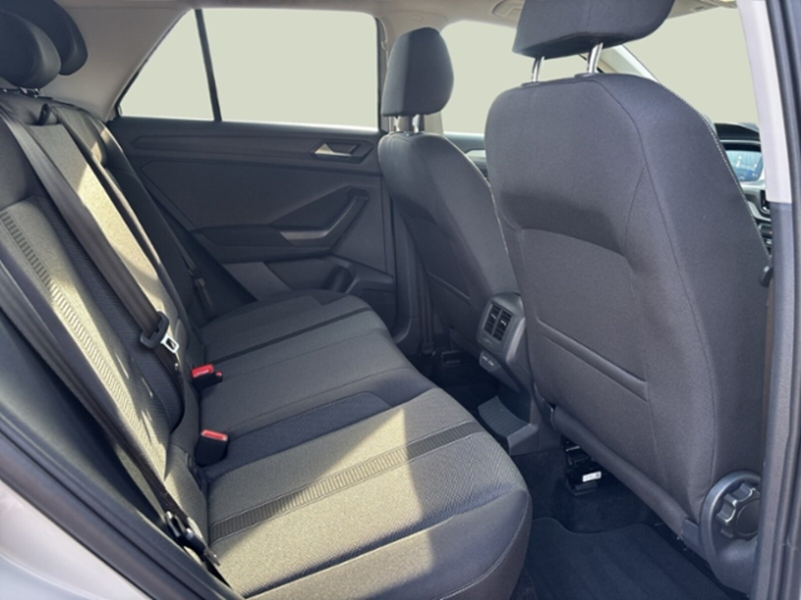 Volkswagen T-Roc – Bild 14