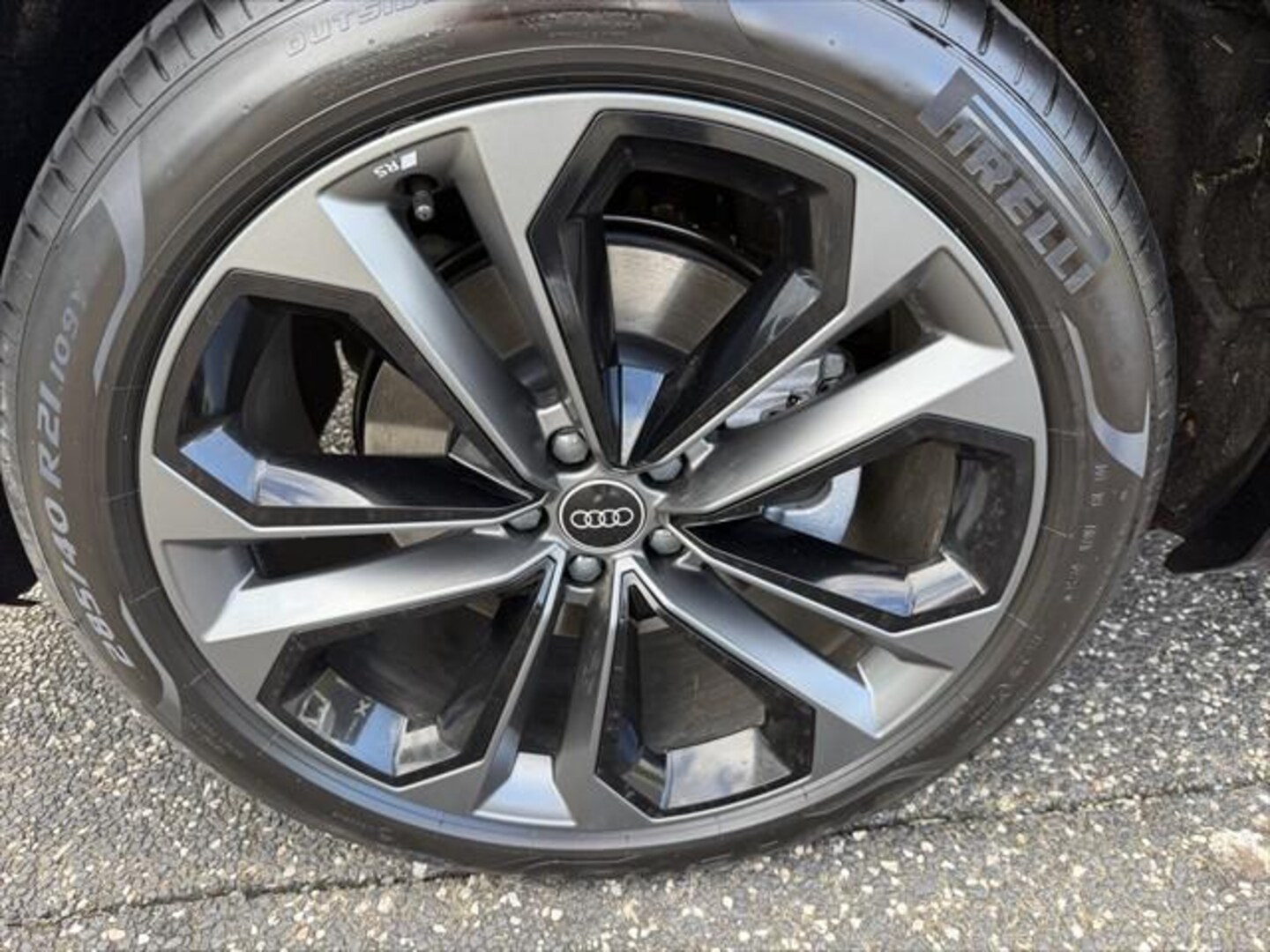 Image about Audi Q7 SUV TFSI quattro tiptronic