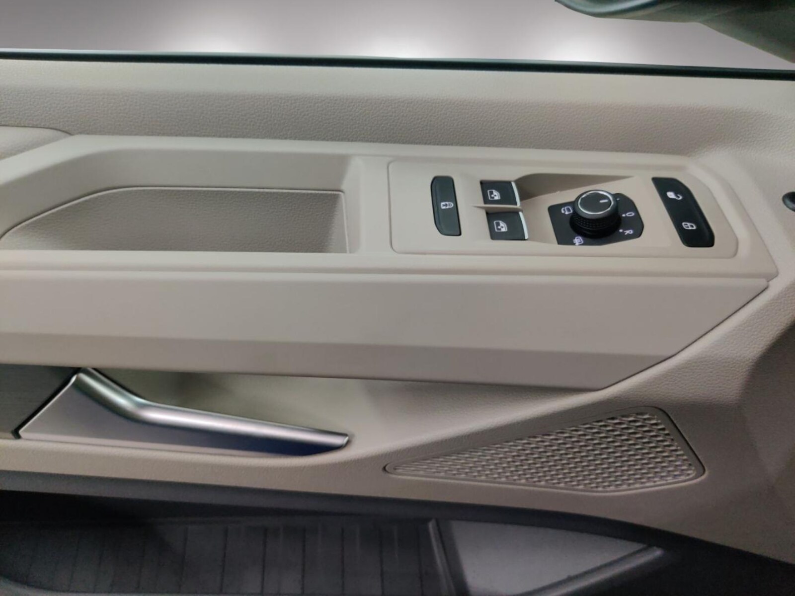 Volkswagen Multivan – Bild 10