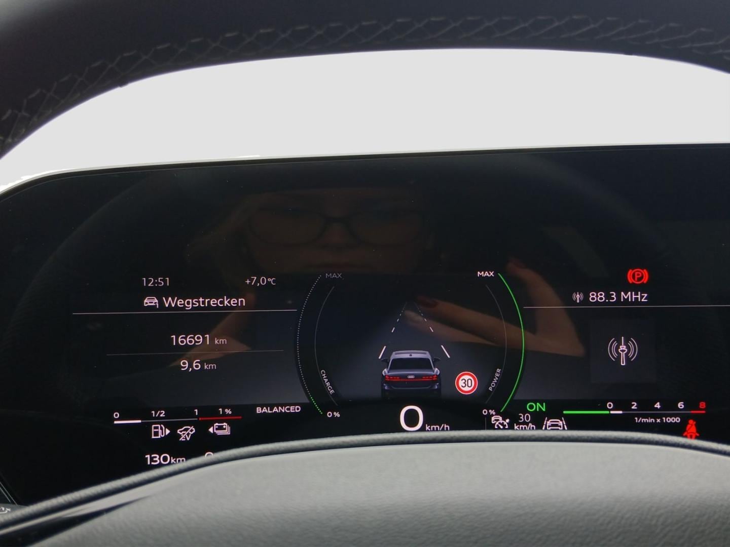 Bild über Audi A6 Limousine e-hybrid edition one e-hybrid quattro 220 kW S tronic - für weitere Informationen kontaktieren Sie den Audi Partner