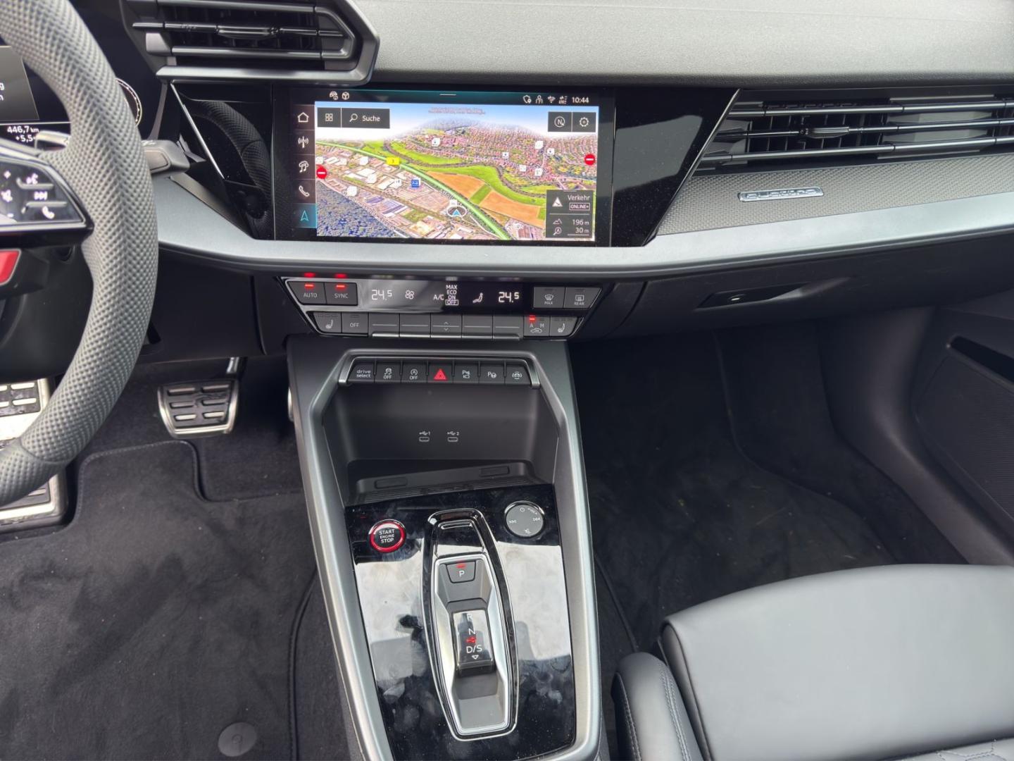 Image about Audi RS 3 Sportback TFSI quattro S tronic