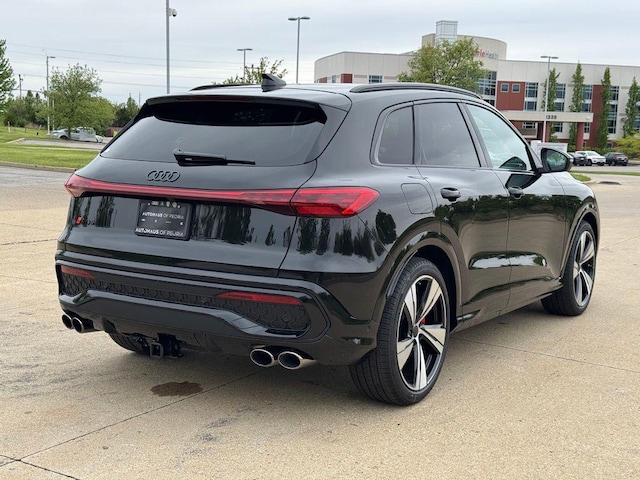 2026 Audi SQ5 Premium Plus - Photo 7
