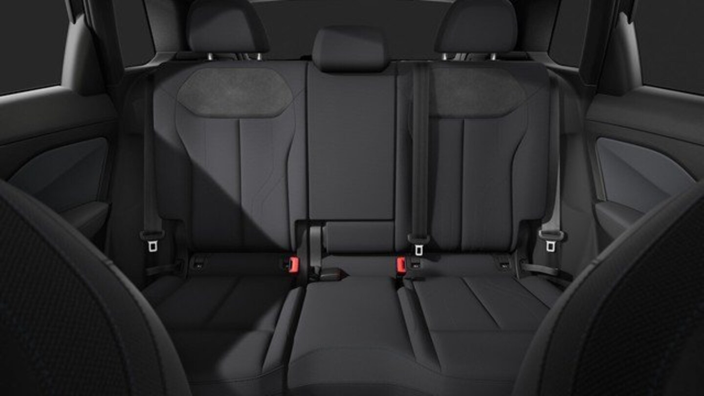 Bild über Audi Q3 SUV TDI 110 kW S tronic - für weitere Informationen kontaktieren Sie den Audi Partner