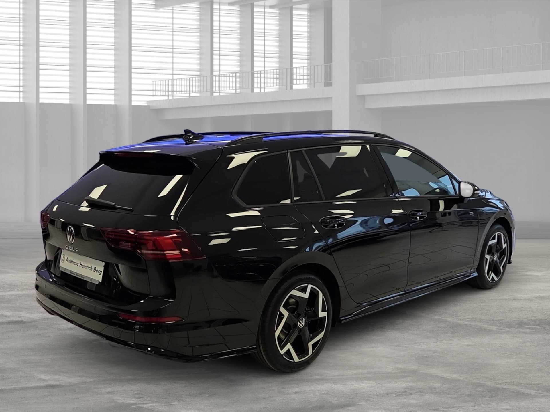 Volkswagen Golf Variant R-Line