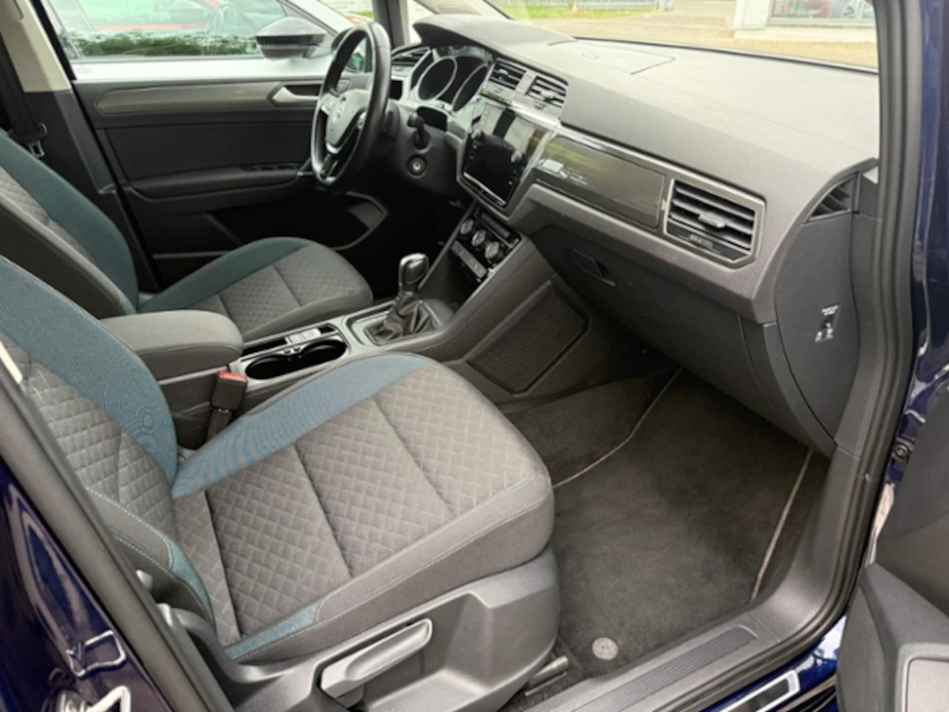 Volkswagen Touran IQ.DRIVE