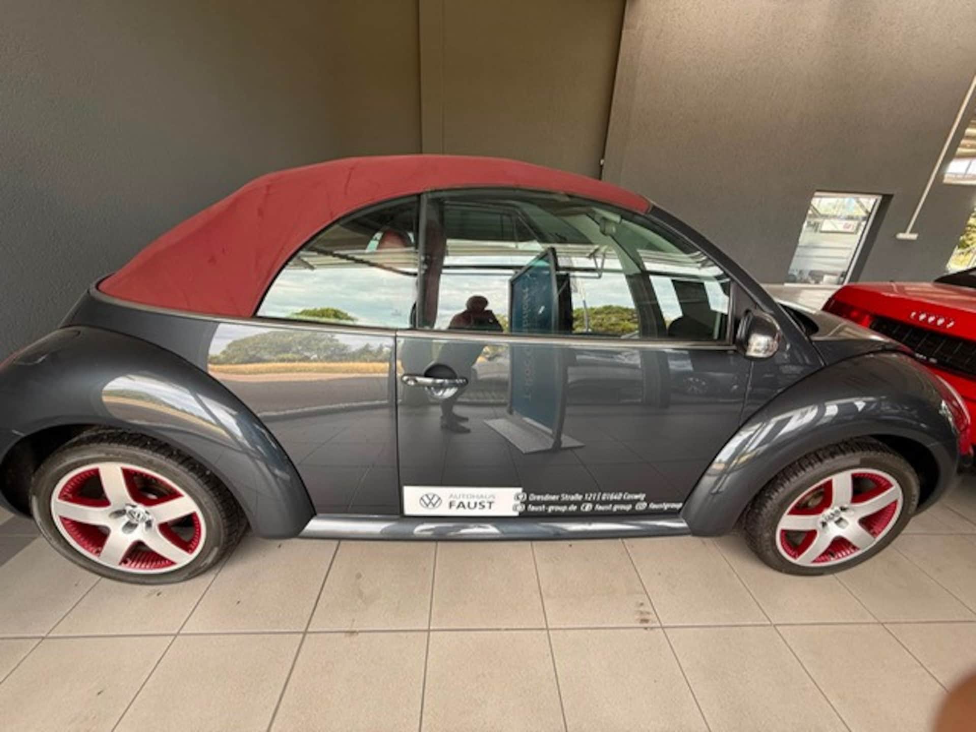 Volkswagen Beetle Cabriolet