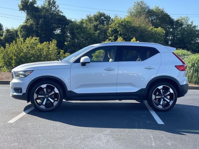 2019 Volvo XC40