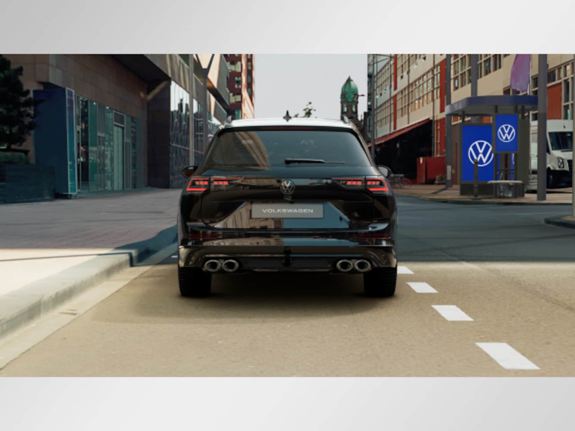 Volkswagen Golf Variant R