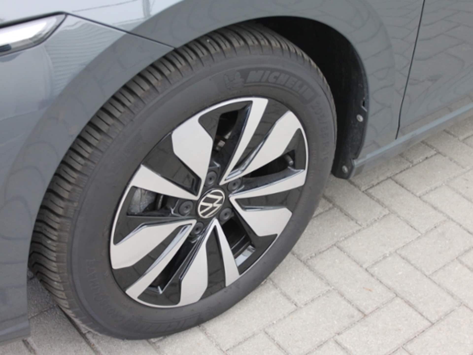 Volkswagen Golf Variant Goal