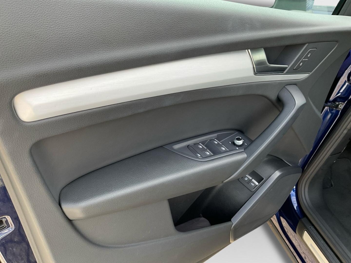 Bild über Audi Q5 TFSI e S line 50 TFSI e quattro S tronic - für weitere Informationen kontaktieren Sie den Audi Partner