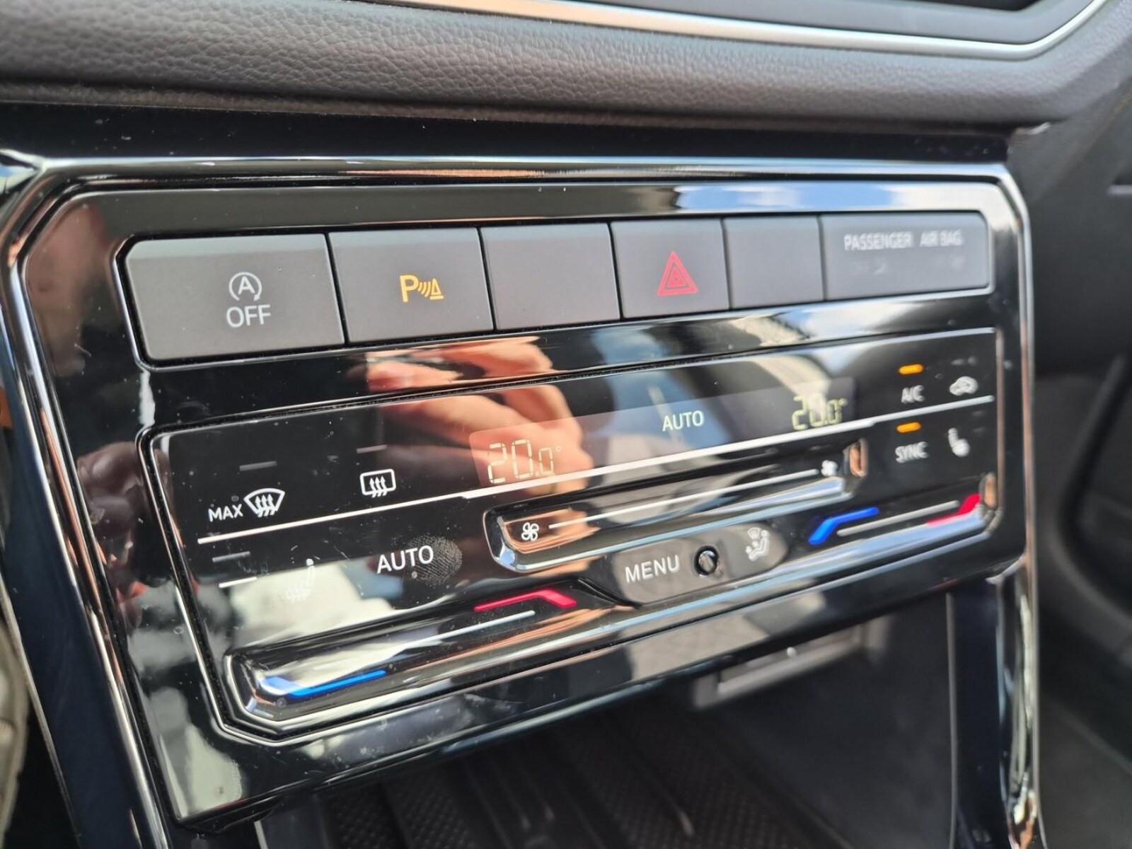Volkswagen T-Cross – Bild 13
