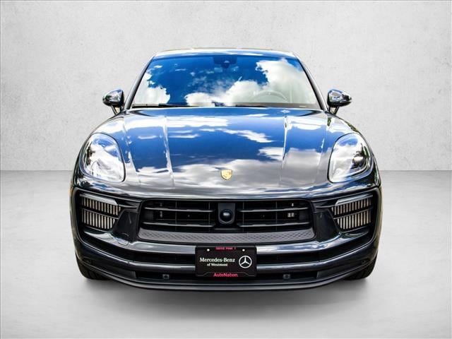 2022 Porsche Macan
