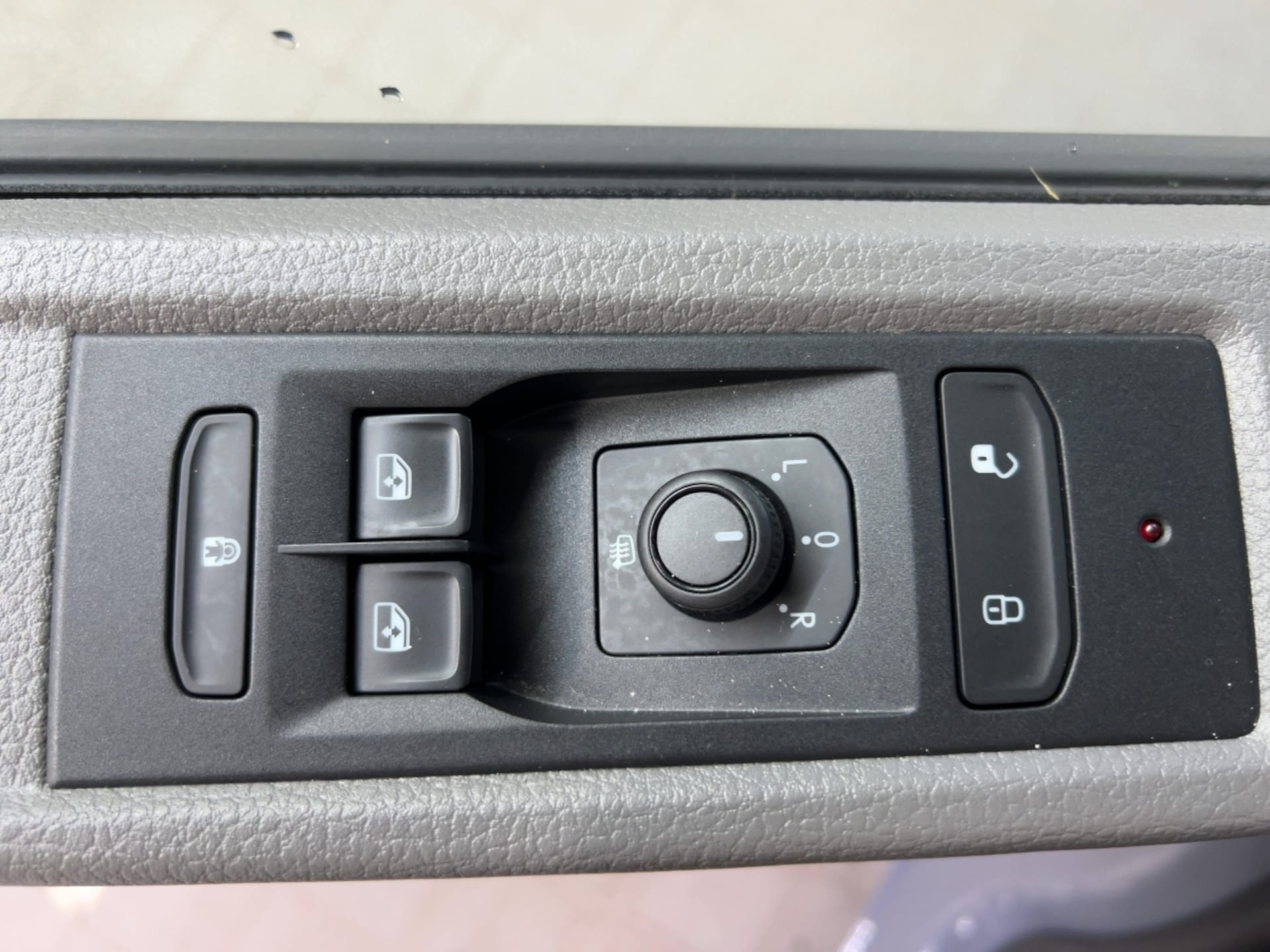 Volkswagen T6.1 Caravelle langer Radstand Comfortline