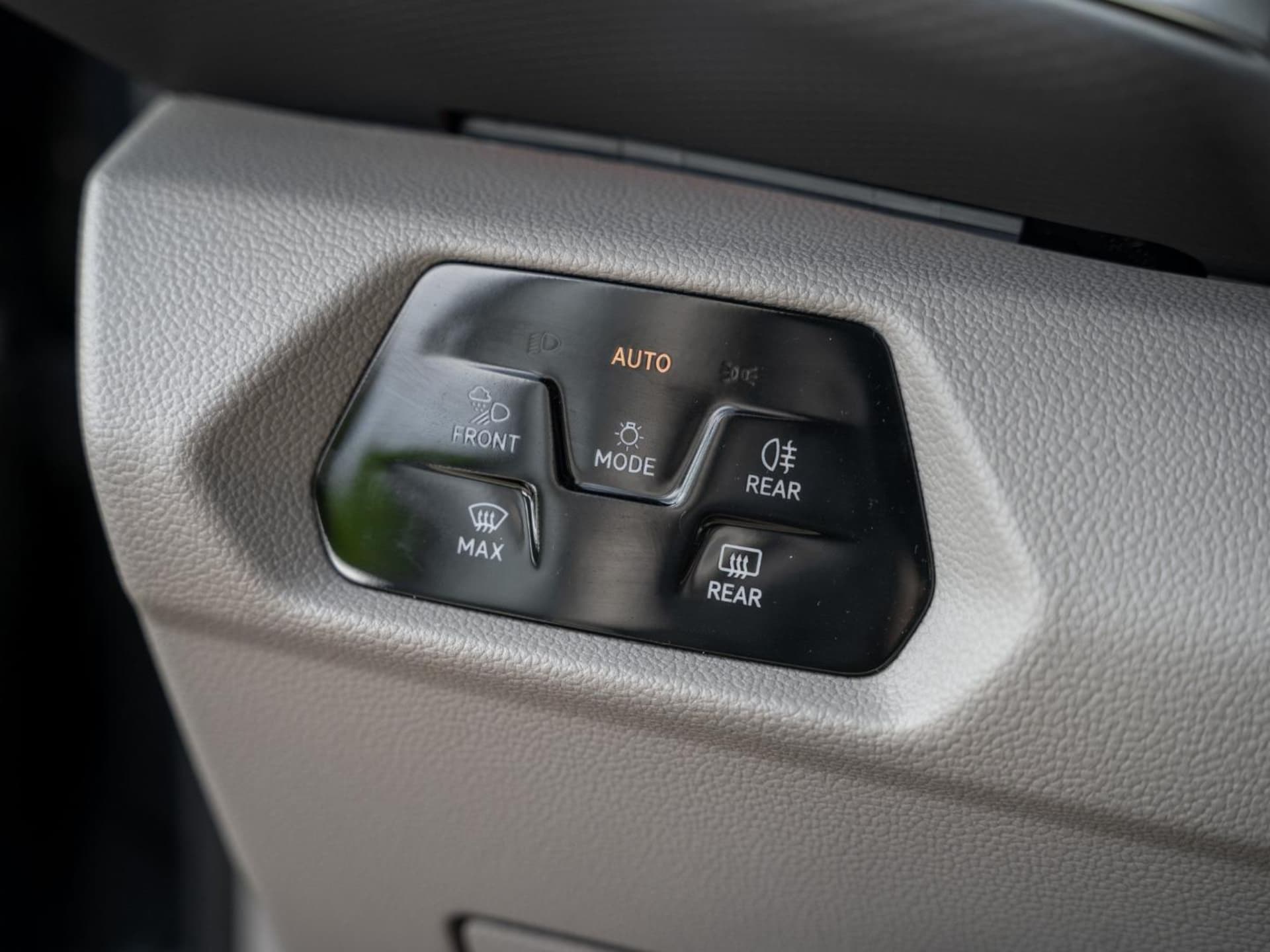 Volkswagen Multivan Style