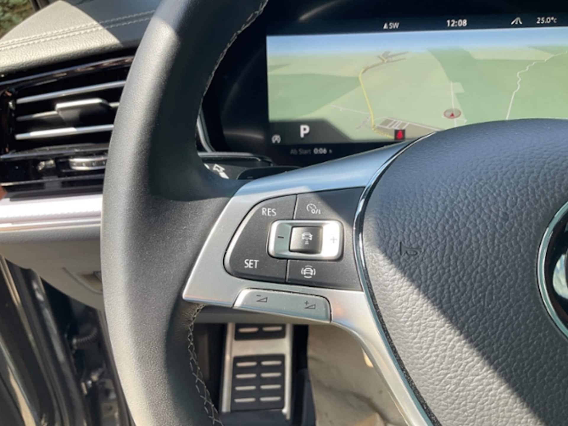 Volkswagen Touareg Basis-Modell