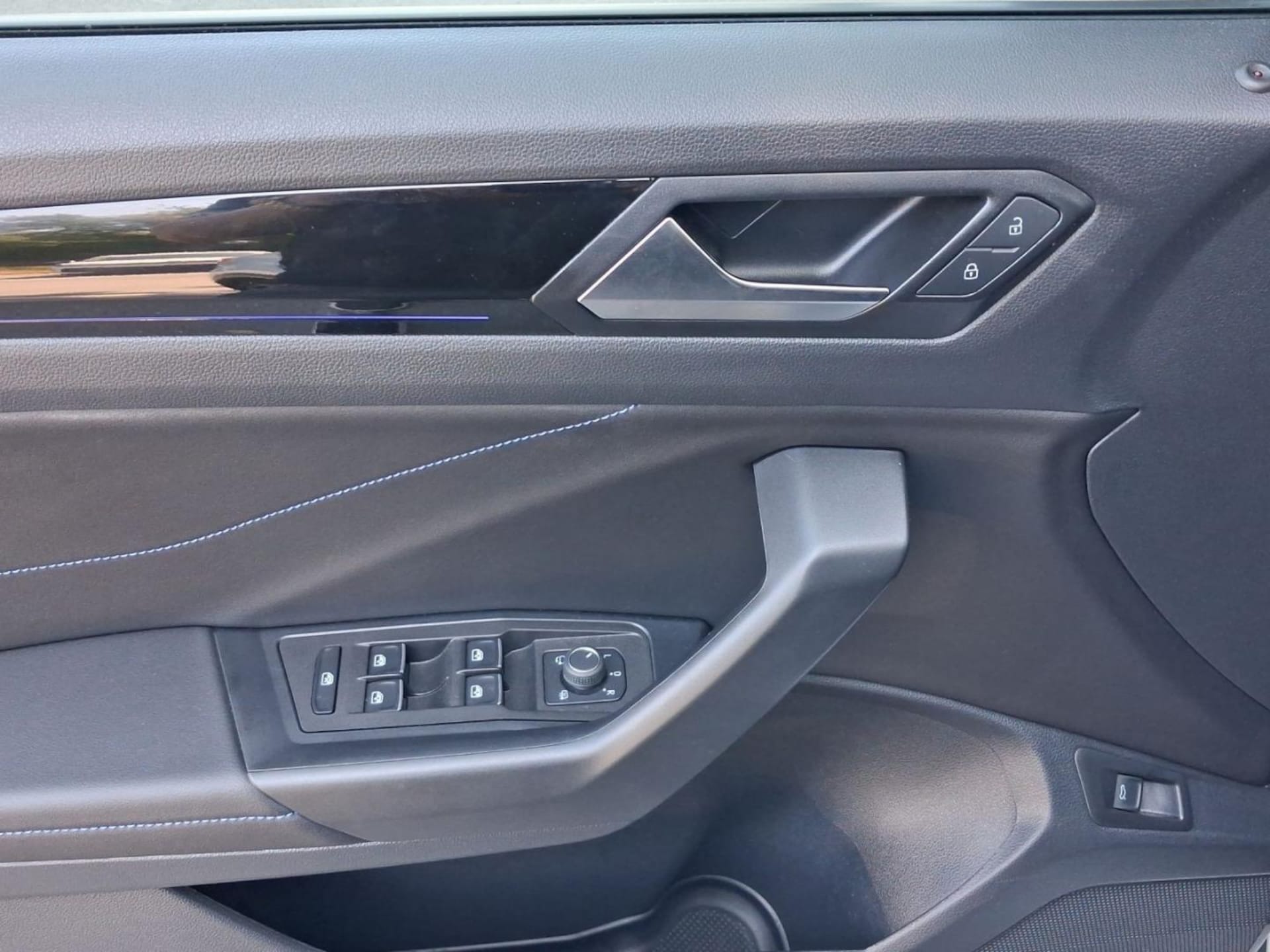 Volkswagen T-Roc R