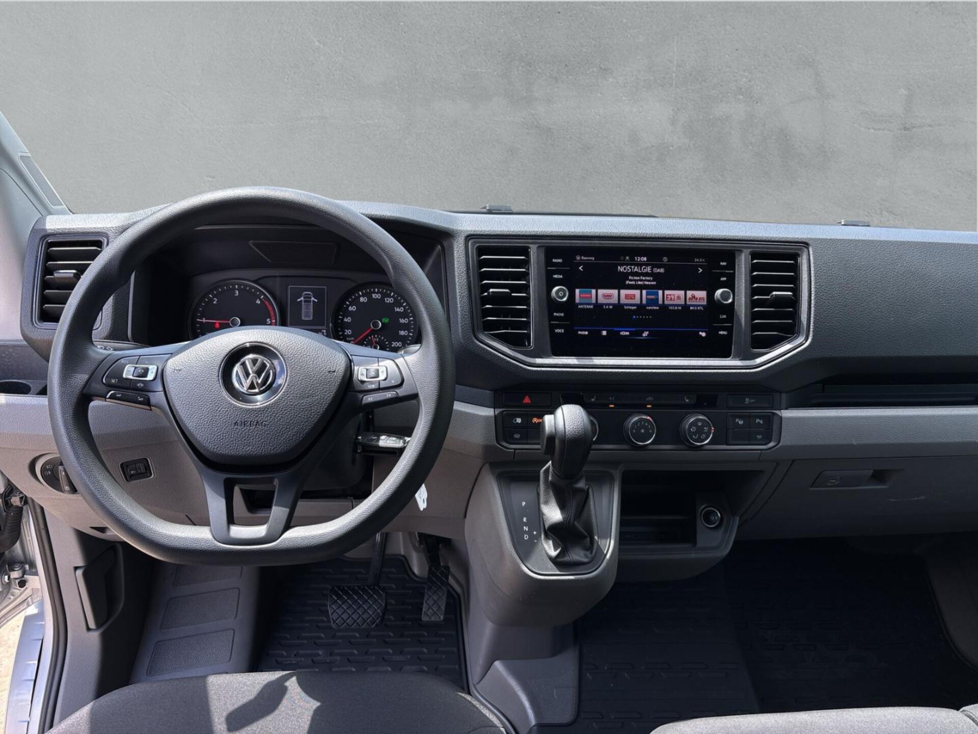 Volkswagen Crafter Kasten mittlerer Radstand