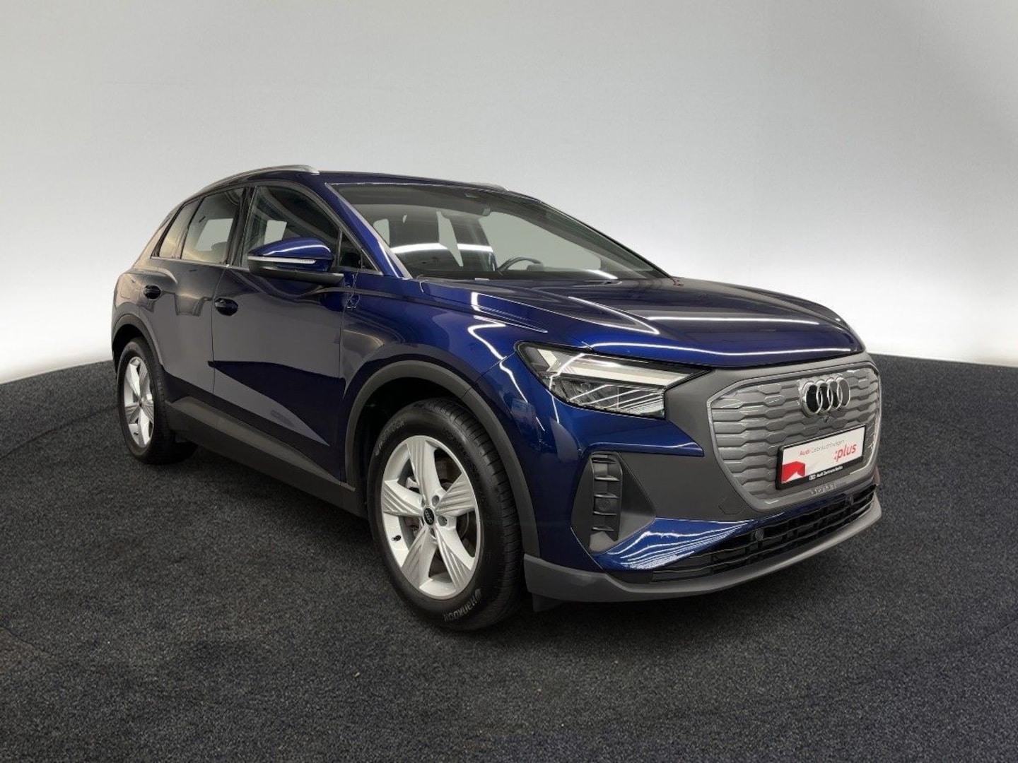 Bild über Audi Q4 e-tron 40 e-tron - für weitere Informationen kontaktieren Sie den Audi Partner