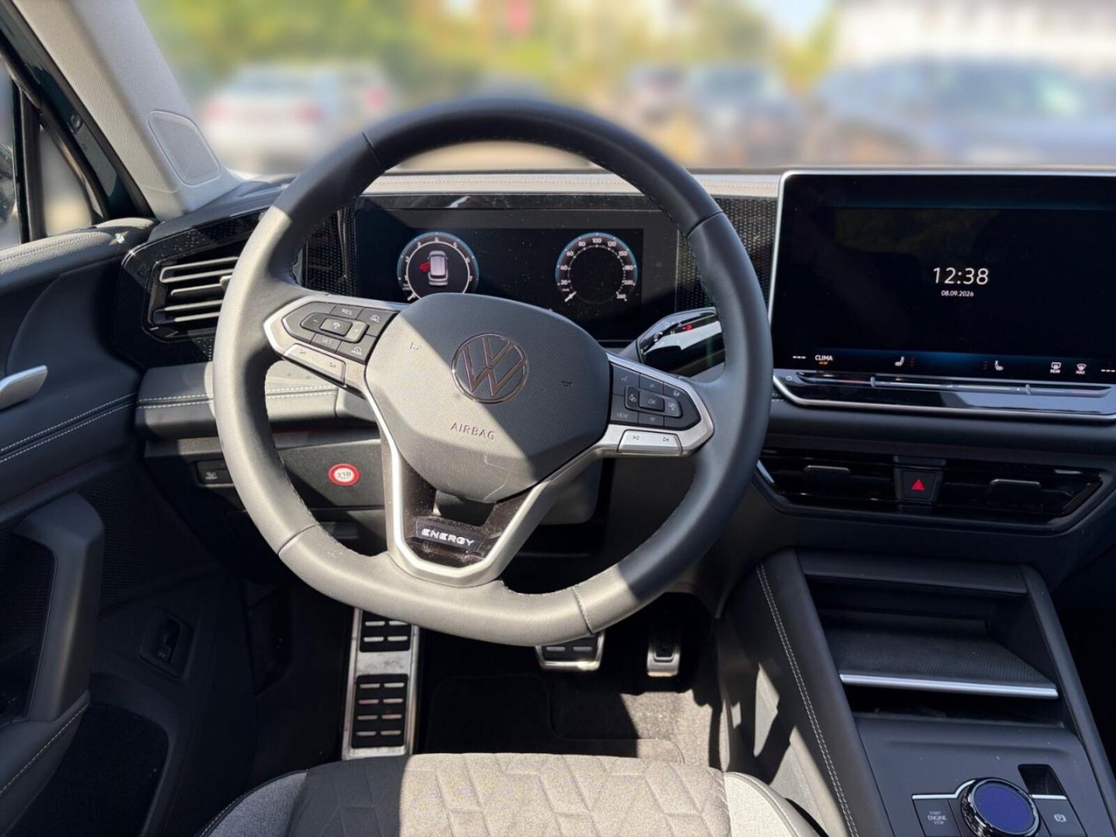 Volkswagen Tiguan – Bild 11