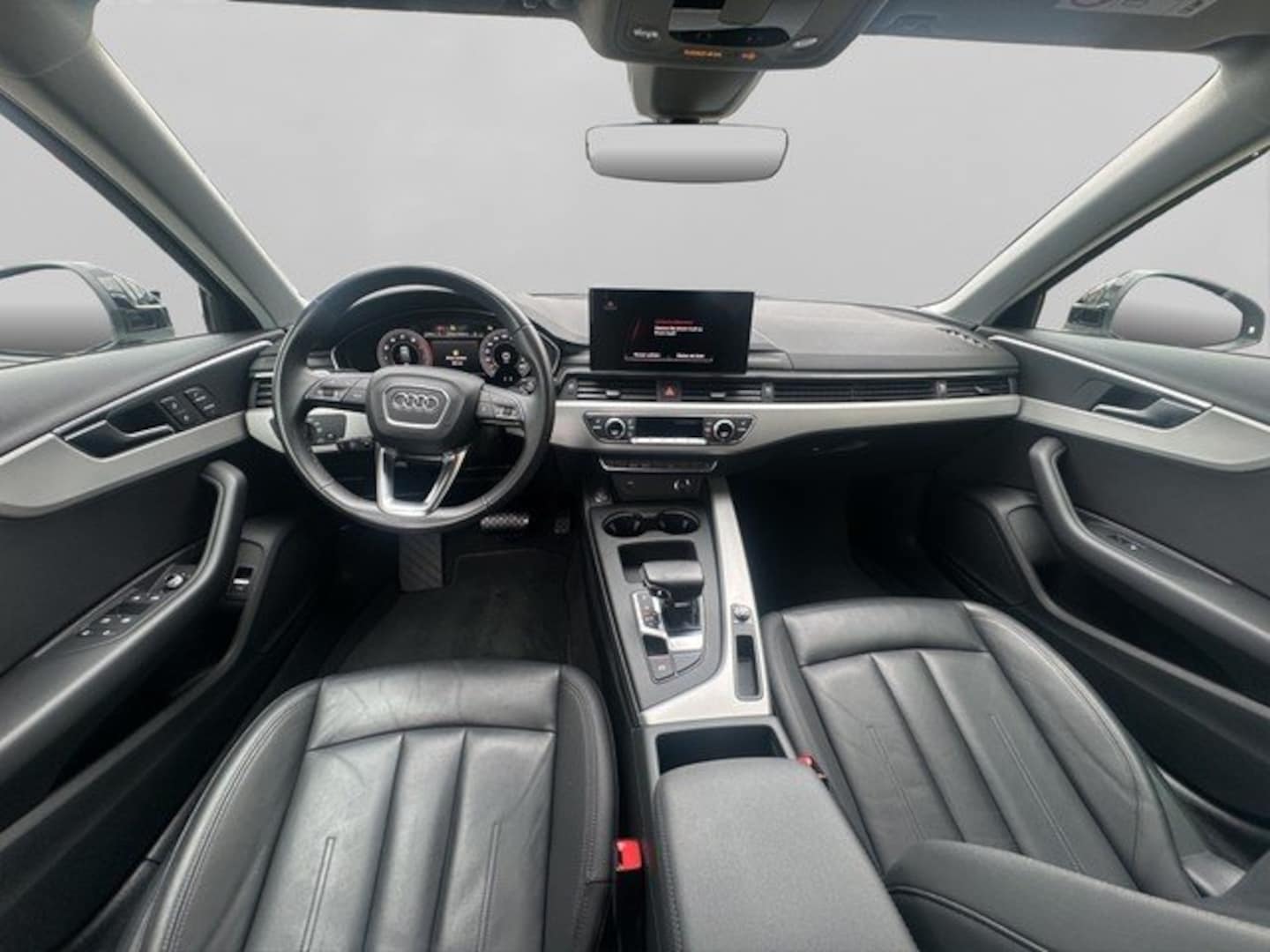Bild über Audi A4 Avant advanced 35 TFSI S tronic - für weitere Informationen kontaktieren Sie den Audi Partner